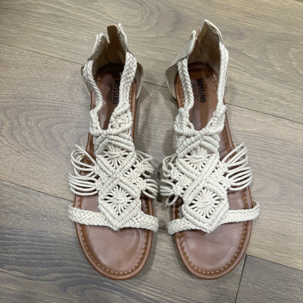 Mossimo Supply Co Cream and Brown Flats with Woven Design